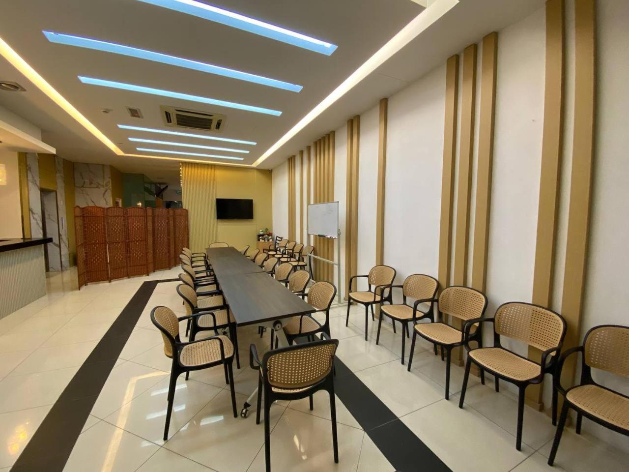 BANGI BUSINESS Hotel Kampong Sungai Ramal Dalam Exterior foto
